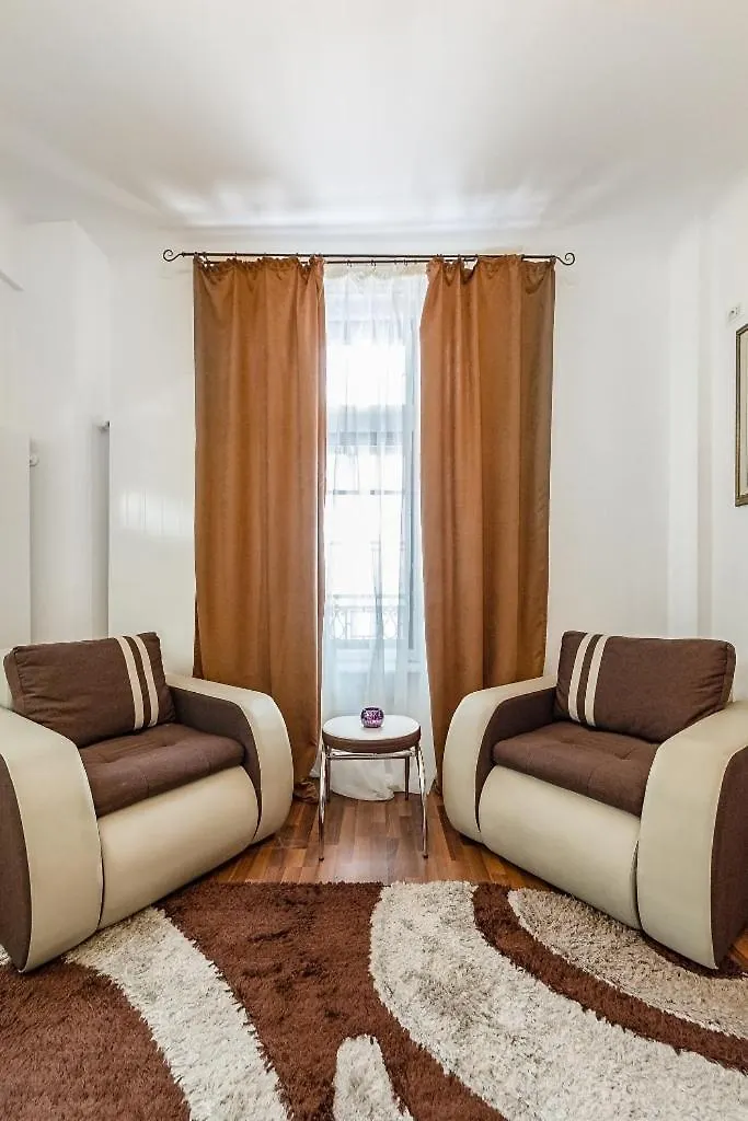 Intimate Place In The Old Town Of Bucharest Apartment