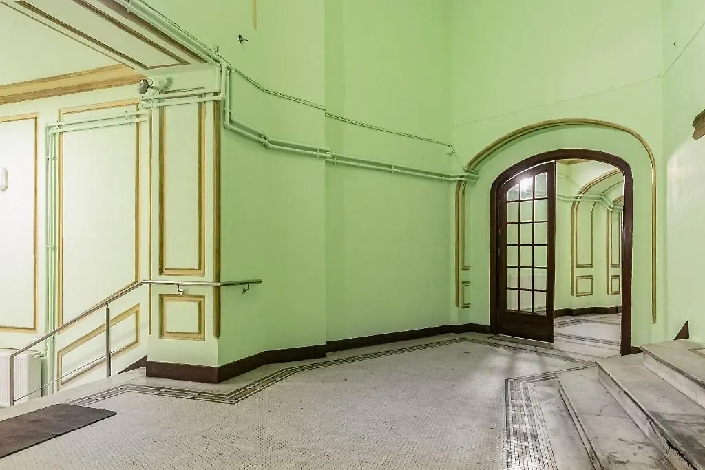 Intimate Place In The Old Town Of Bucharest 0*,
